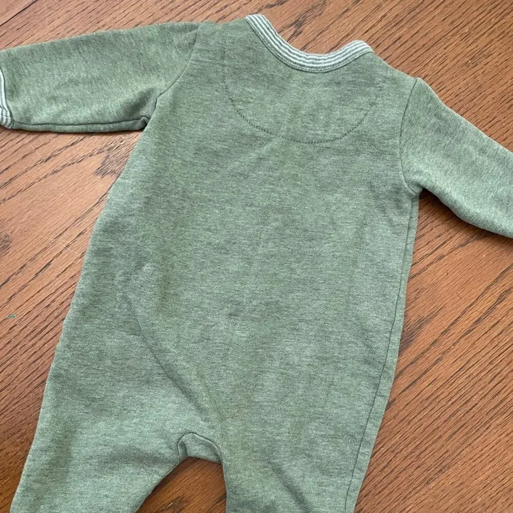 Baby gap romper size 3-6m